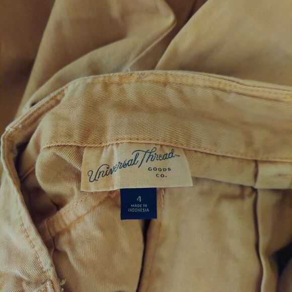 Universal Thread Yellow Cropped Cargo Pants Sz 4 - Picture 4 of 11